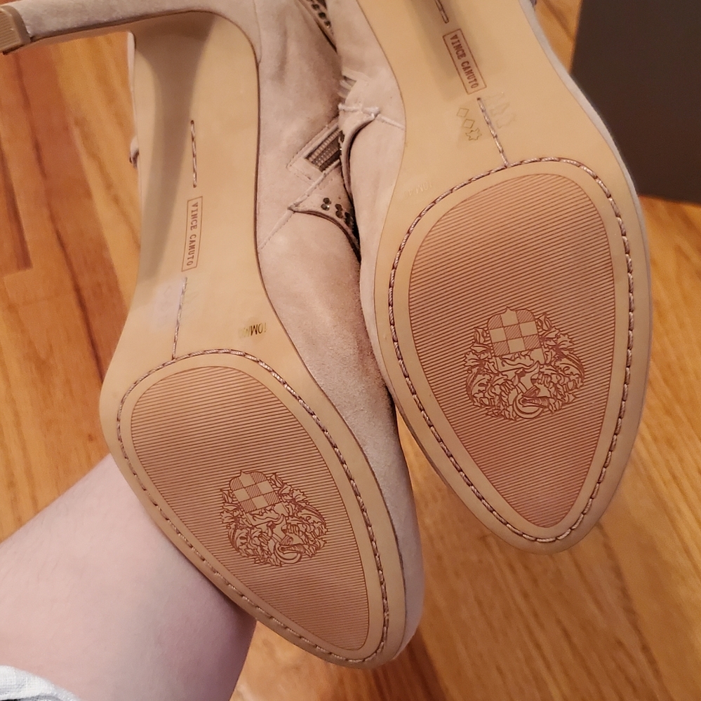 Vince Camuto Alco Suede Dress Booties Bamboo Beige Rhinestone Strap 10 NIB - Picture 10 of 16